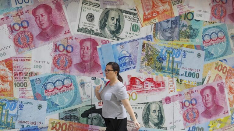 Xây dựng tiền tệ BRICS là chưa đủ để phế truất USD