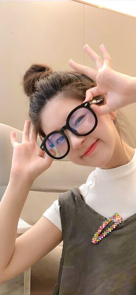 anh gai xinh deo kinh 15 anh gai xinh deo kinh 15