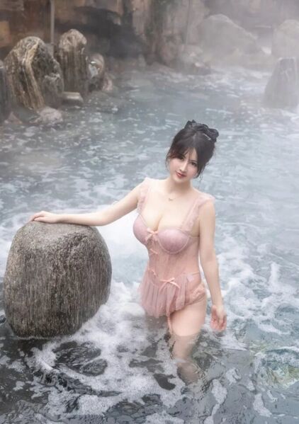 z5149397635321 fe114f0880f4a583b74291596b72d3e7 682x1024