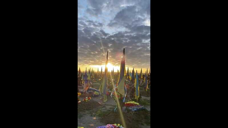 AnyConv.com  FphoxibaQAADsQu AnyConv.com  FphoxibaQAADsQu