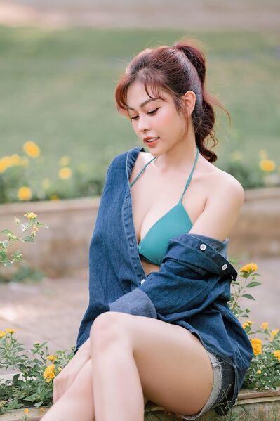 2A489C4F DEB8 4C12 8692 6D8F2E84BA7E 2A489C4F DEB8 4C12 8692 6D8F2E84BA7E
