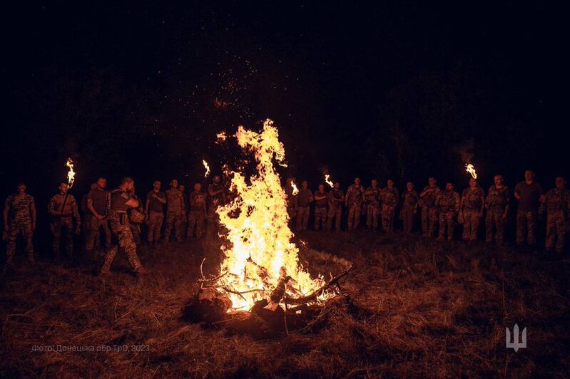 F2eivL a0AA1FZw F2eivL a0AA1FZw