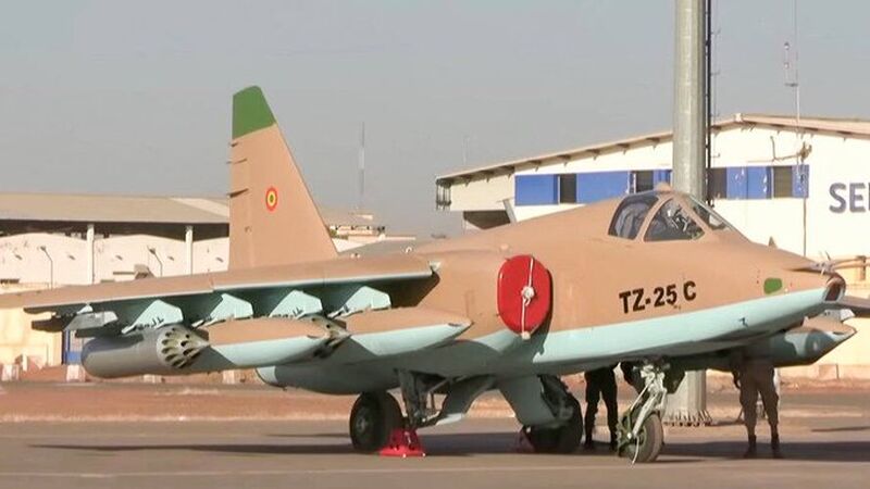 F5ua8ZuWYAAbzXC
