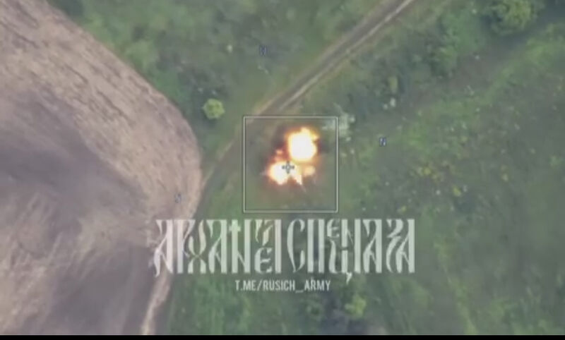 AE00B5E0 0C9F 4EBB 9C79 28996E610BE3