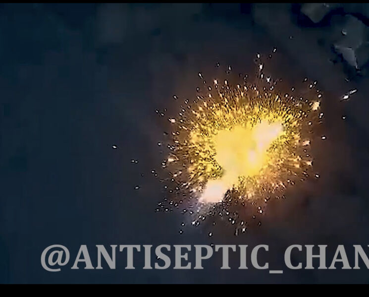 FEDDD45D C582 4F32 ACAF 4245FA69B555