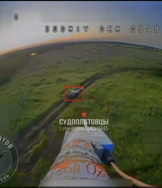 F7034B6E 1571 4780 9430 9C559D6BE177