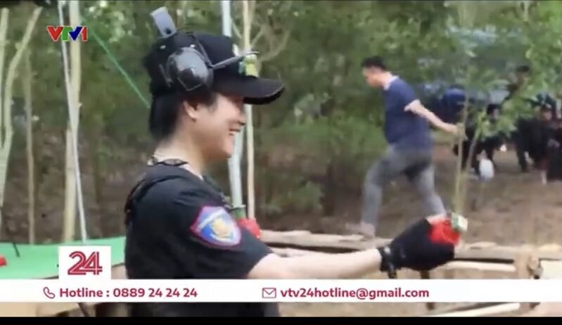 925DC261 F78D 41B2 A4FB 1DF1D94C76A9