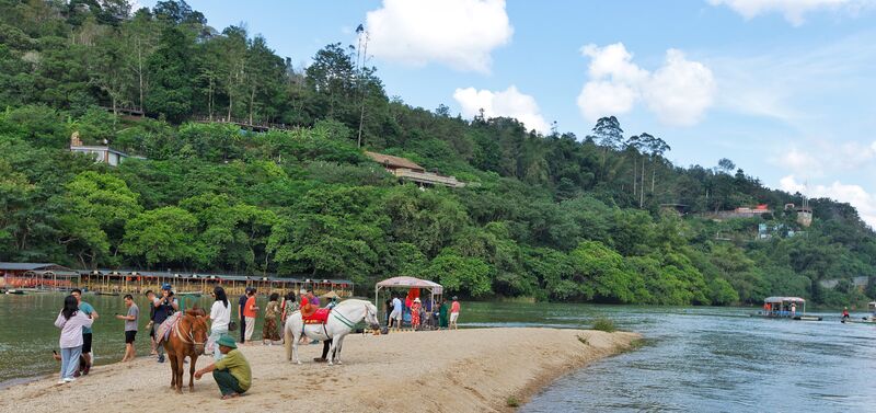 9E034F8D AAEE 4E94 AB01 F9A4A12B5EE9