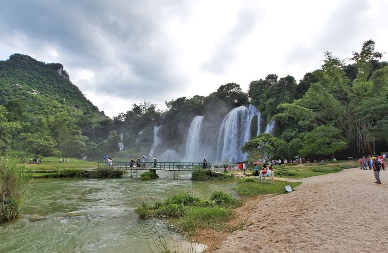 DF7C7A8C B931 48CD 8146 990FA09CE6CA