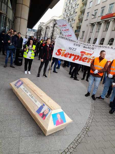 F01CD213 6707 4C8A B6CE 802799AA225B F01CD213 6707 4C8A B6CE 802799AA225B