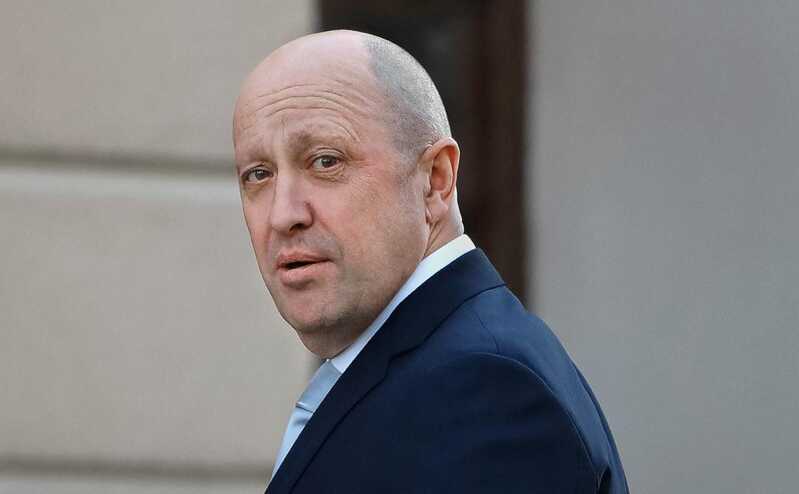 F656CFCB 741D 4505 BABB 1297C47E8C1E F656CFCB 741D 4505 BABB 1297C47E8C1E